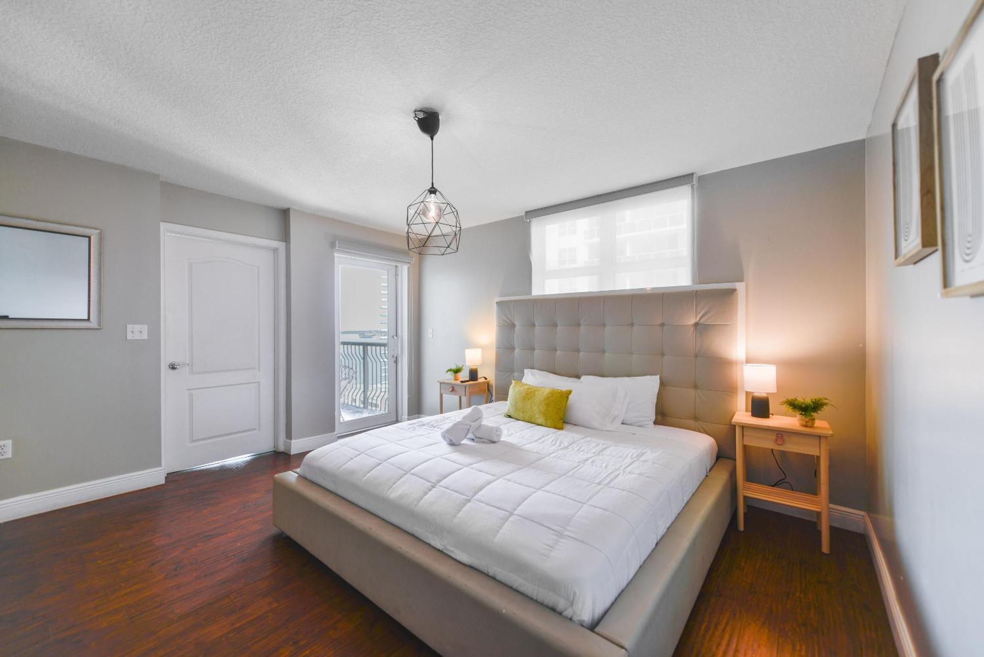 Amazing 3 Bedroom Condo At Brickell With Pool Miami Bagian luar foto