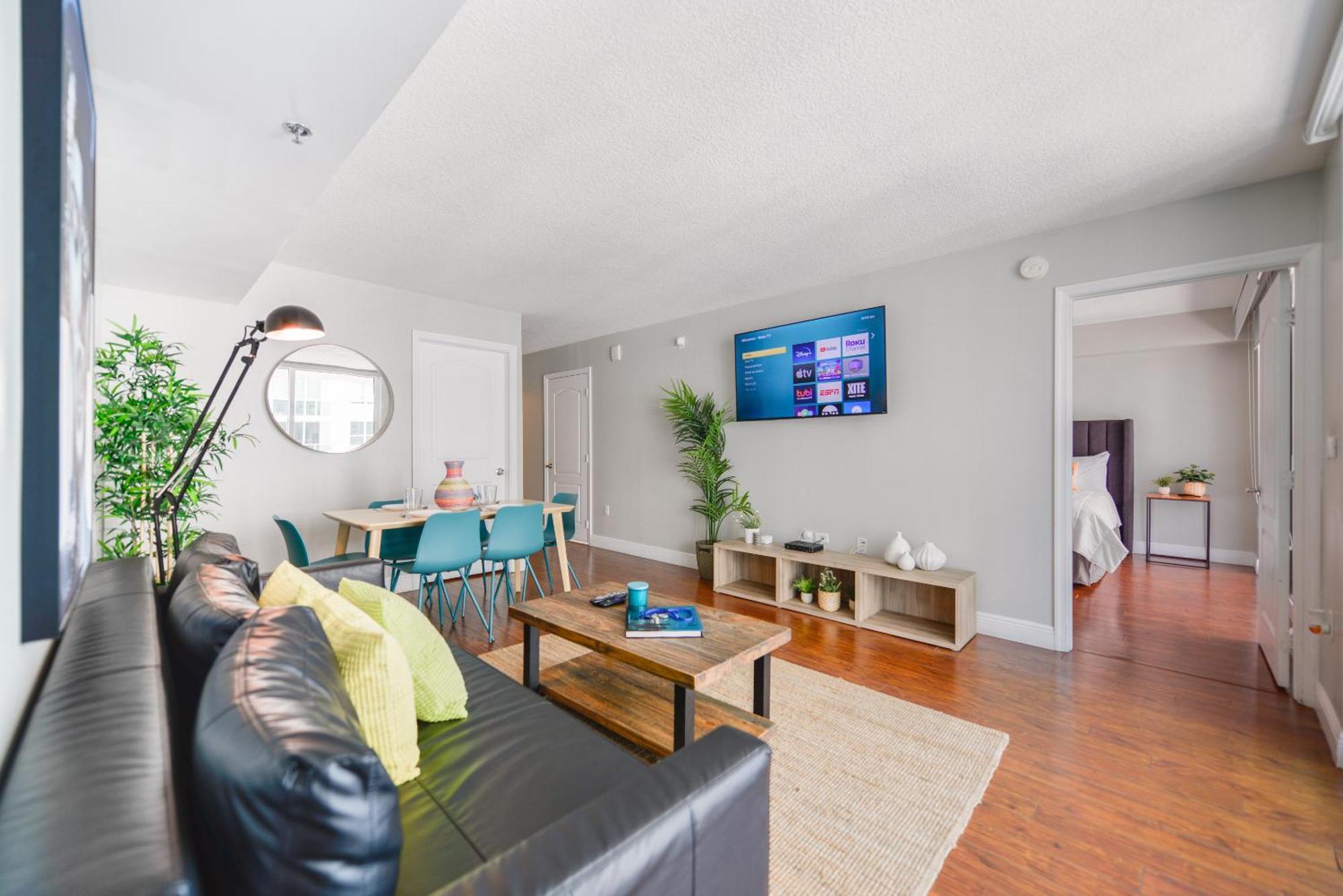 Amazing 3 Bedroom Condo At Brickell With Pool Miami Bagian luar foto