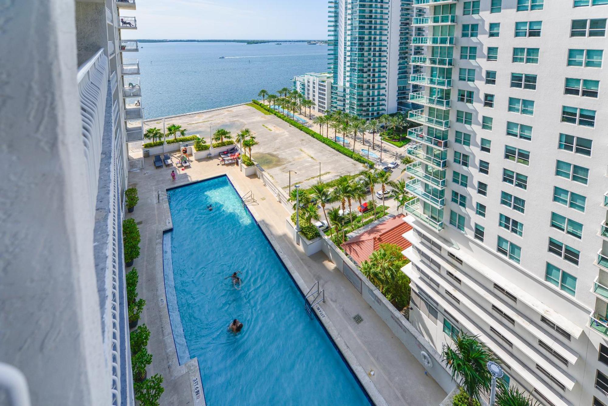 Amazing 3 Bedroom Condo At Brickell With Pool Miami Bagian luar foto